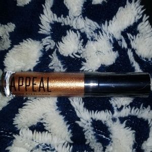 Appeal rose gold liquid eyeshadow